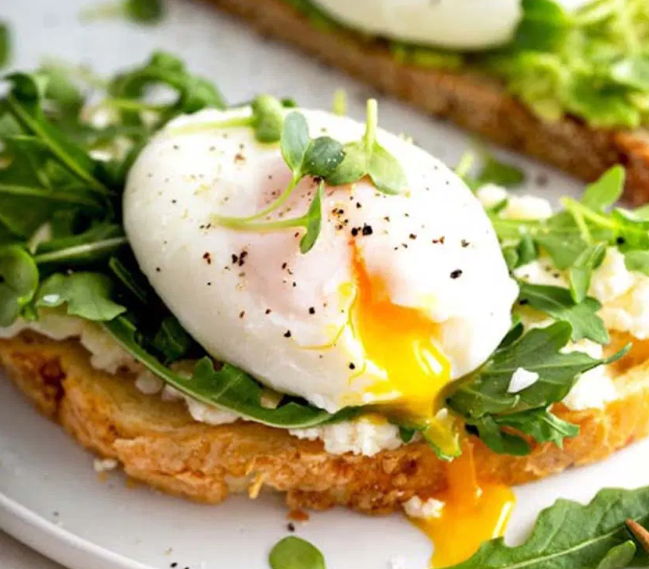 This failsafe approach will ensure that your poached eggs are always delicious.